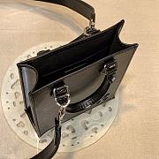 LV Petit Sac Plat Epi Leather Black M69575 Size 14 x 17 x 5 cm - 2