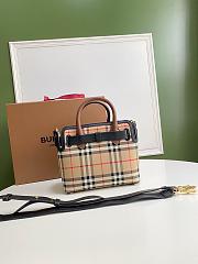Burberry Mini Vintage Check Triple Stud Belt Bag Archive Beige Size 21.5 x 12 x 19 cm - 3