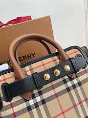 Burberry Mini Vintage Check Triple Stud Belt Bag Archive Beige Size 21.5 x 12 x 19 cm - 6