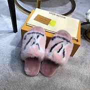 LV Slippers Pink - 3