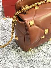 Valentino Large Roman Stud Shoulder Bag Brown Size 30 x 20 x 12 cm - 3