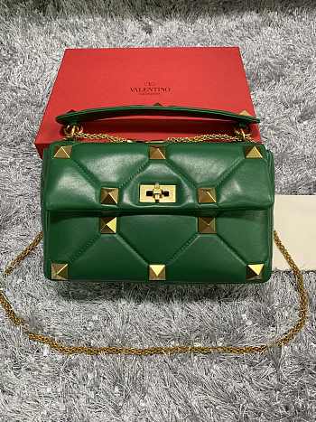 Valentino Large Roman Stud Shoulder Bag Green Size 30 x 20 x 12 cm