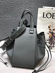 Loewe Hammock Bag in Gray Calfskin Size 32 x 28 x 15 cm - 2