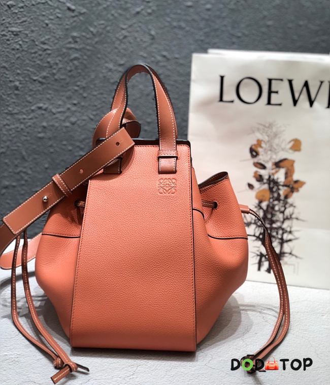 Loewe Hammock Bag in Pink Tulip Calfskin Size 32 x 28 x 15 cm - 1