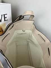 Loewe Hammock Bag in White Sand Calfskin Size 32 x 28 x 15 cm - 5
