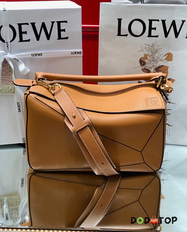 Loewe Medium Puzzle Bag Soft Grained Calfskin Tan Size 29 x 18 x 12 cm - 1