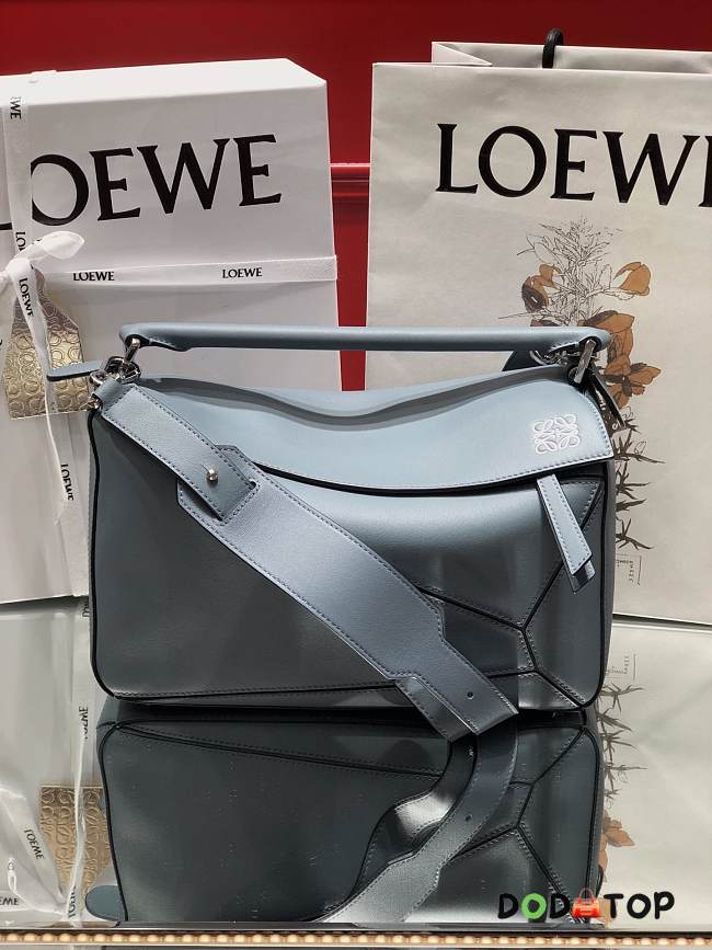 Loewe Medium Puzzle Bag Soft Grained Calfskin Pastel Blue Size 29 x 18 x 12 cm - 1