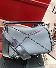 Loewe Medium Puzzle Bag Soft Grained Calfskin Pastel Blue Size 29 x 18 x 12 cm - 2