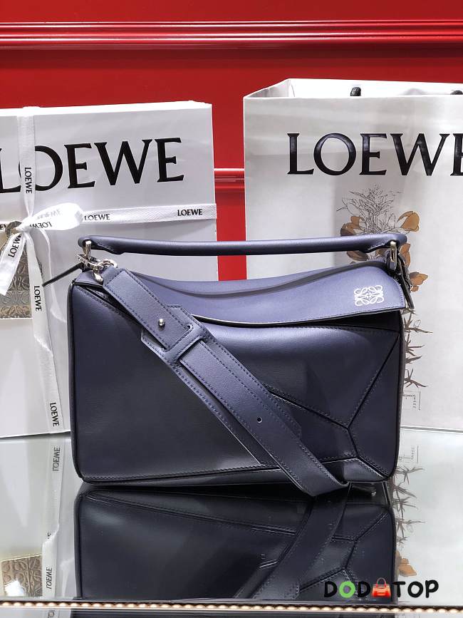 Loewe Medium Puzzle Bag Soft Grained Calfskin Purple Size 29 x 18 x 12 cm - 1