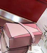 Loewe Medium Puzzle Bag Soft Grained Calfskin Blossom/Pink Size 29 x 18 x 12 cm - 6