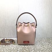 Valentino V Logo Leather Bucket Bag Rose Cannelle Size 18 x 20.5 x 10 cm - 2