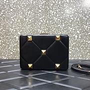 Valentino Roman Stud Nappa Leather Clutch Bag Black Size 20 x 5 x 14 cm - 1