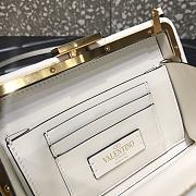 Valentino Roman Stud Nappa Leather Clutch Bag White Size 20 x 5 x 14 cm - 4