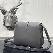 Celine Medium Tabou In Smooth Calfskin Gray 196583 Size 22 x 16 x 7 cm - 2