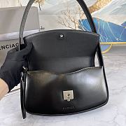 Balenciaga Woman's Ghost Sling Bag In Leather Black Size 23 x 5 x 15 cm - 5