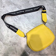 Balenciaga Everyday Strap Crossbody Bag Yellow Size 24 x 19 x 9 cm - 3