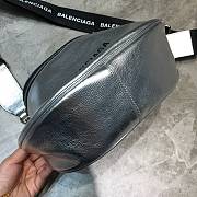 Balenciaga Everyday Strap Crossbody Bag Silver Size 24 x 19 x 9 cm - 3
