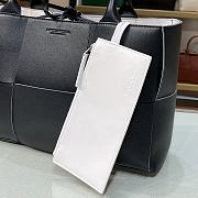 Bottega Veneta Arco Tote Black 652867 Size 36 x 24 x 12 cm - 2