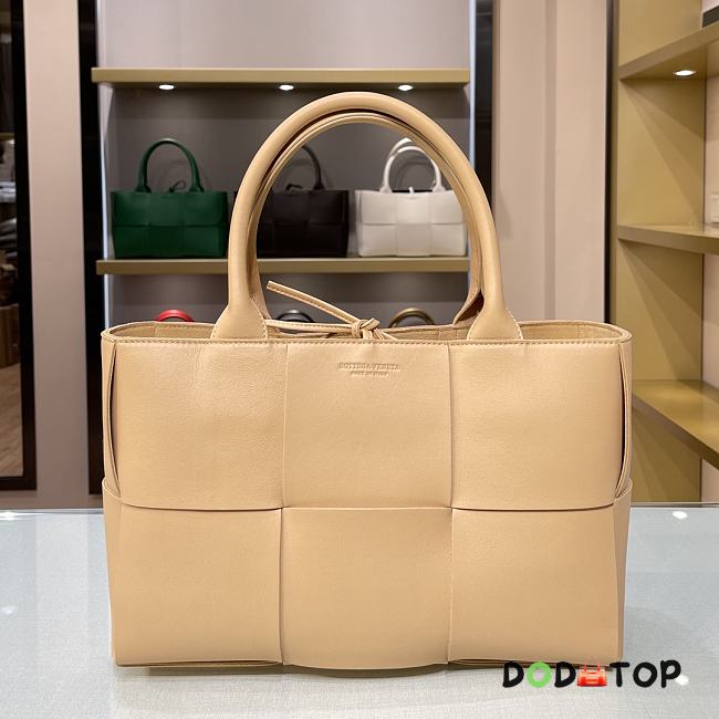 Bottega Veneta Arco Tote Beige 652867 Size 36 x 24 x 12 cm - 1