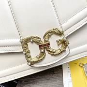 D&G Amore Bag In Calfskin Leather White BB6675 Size 27 x 8 x 18 cm - 5