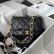 Chanel Flap Bag With Big Chain Leather Black Size 22 × 5 × 15.5 cm - 1