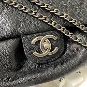 Chanel Vintage Black Flap Bag Size 30 x 18 x 4 cm - 4