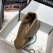 Chanel Vintage Beige Flap Bag Size 30 x 18 x 4 cm - 6