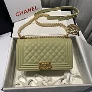 Chanel Boy Handbag Grain Calfskin Olive Green A67086 Size 25 cm - 1