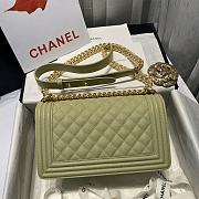 Chanel Boy Handbag Grain Calfskin Olive Green A67086 Size 25 cm - 3