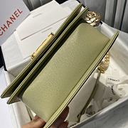Chanel Boy Handbag Grain Calfskin Olive Green A67085 Size 20 cm - 2