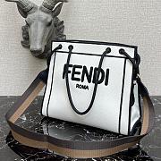 Fendi Roma Tote Bag White Size 27 x 35.5 x 8.5 cm - 3