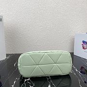 Prada Small Lampskin Galleria Bag Green 1BA863 Size 28 x 20 x 12 cm - 2