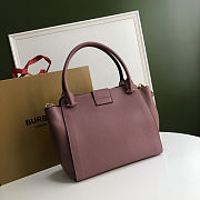 Burberry Medium Bucket Bag Dusty Pink Grain Leather Size 30 x 27.5 x 17.5 cm - 2