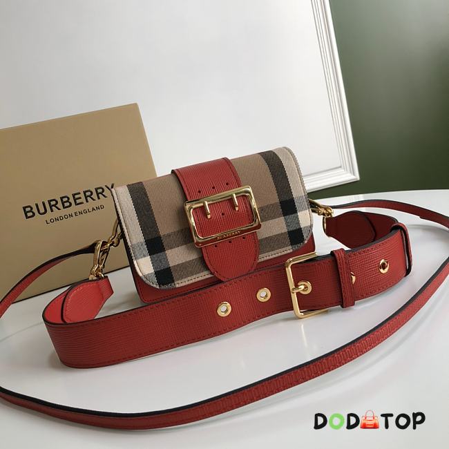 Burberry The Small Buckle Bag In House Check And Red Leather Size 19.5 cm - 1