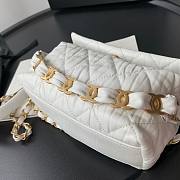 Chanel Small Hobo Bag White AS2479 Size 13 X 19 X 7 cm - 5