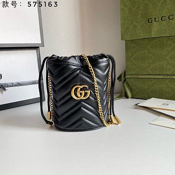 Gucci Leather GG Marmont Mini Bucket Bag Black 575163 size 19 x 17 cm
