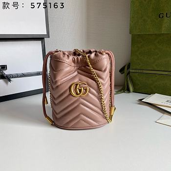 Gucci Leather GG Marmont Mini Bucket Bag Dusty Pink 575163 size 19 x 17 cm