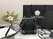 Chanel Small Backpack in Black Calfskin Size 18 × 18 × 12 cm - 3