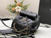 Chanel Small Backpack in Black Calfskin Size 18 × 18 × 12 cm - 4