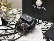Chanel Small Backpack in Black Calfskin Size 18 × 18 × 12 cm - 5