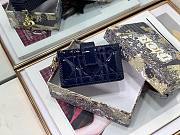 Lady Dior 5-Gusset Card Holder Patent Calfskin Indigo Blue S0074 Size 10.5 x 6 x 3 cm - 4
