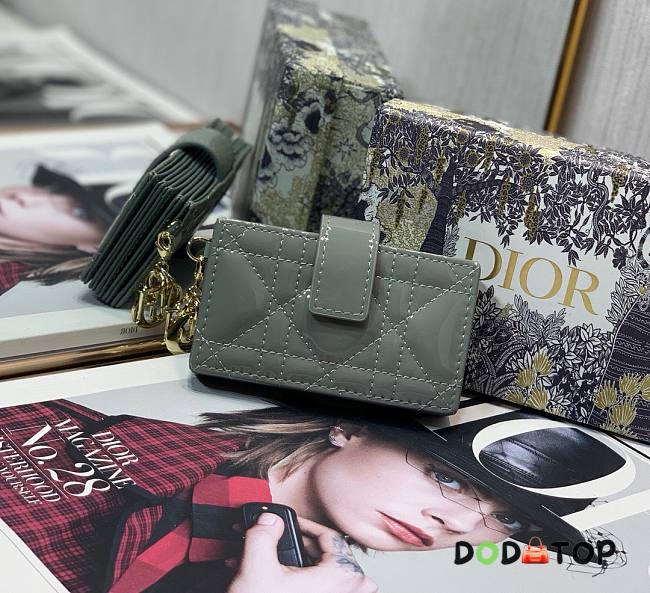 Lady Dior 5-Gusset Card Holder Patent Calfskin Gray S0074 Size 10.5 x 6 x 3 cm - 1