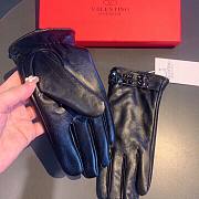 Valentino Glove 03 - 3