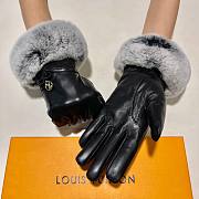 Louis Vuitton Glove 01 - 4
