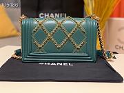 Chanel Boy Bag Lampskin Green A67086 Size 25 cm - 5