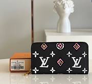 Louis Vuitton Zippy Wallet Wild at Heart M80683 Size 19.5 x 10.5 x 2.5 cm - 1