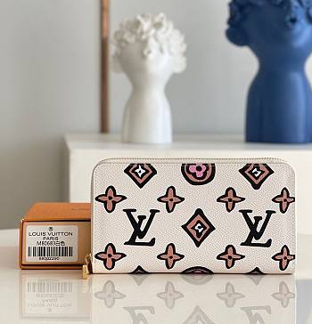 Louis Vuitton Zippy Wallet Wild at Heart M80683 White Size 19.5 x 10.5 x 2.5 cm