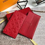 LV Pochette Félicie Red Monogram Empreinte M63700 Size 21 x 12 x 3 cm - 2