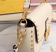 Fendi Baguette White Smooth Leather 8BR600 Size 28 x 13 x 6 cm - 6