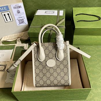 Gucci Mini tote bag with Interlocking G White ‎671623 Size 16 x 20 x 7 cm